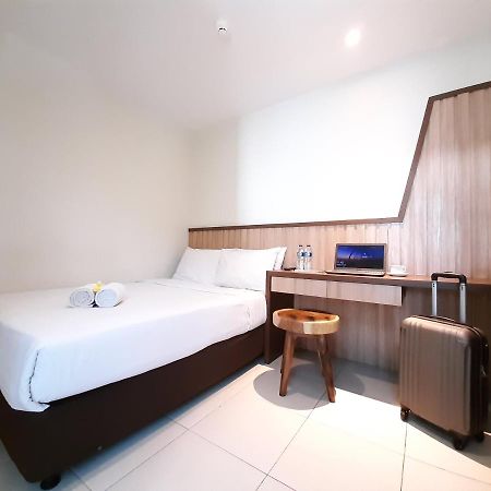 Hotel Pantes Kota Lama スマラン エクステリア 写真
