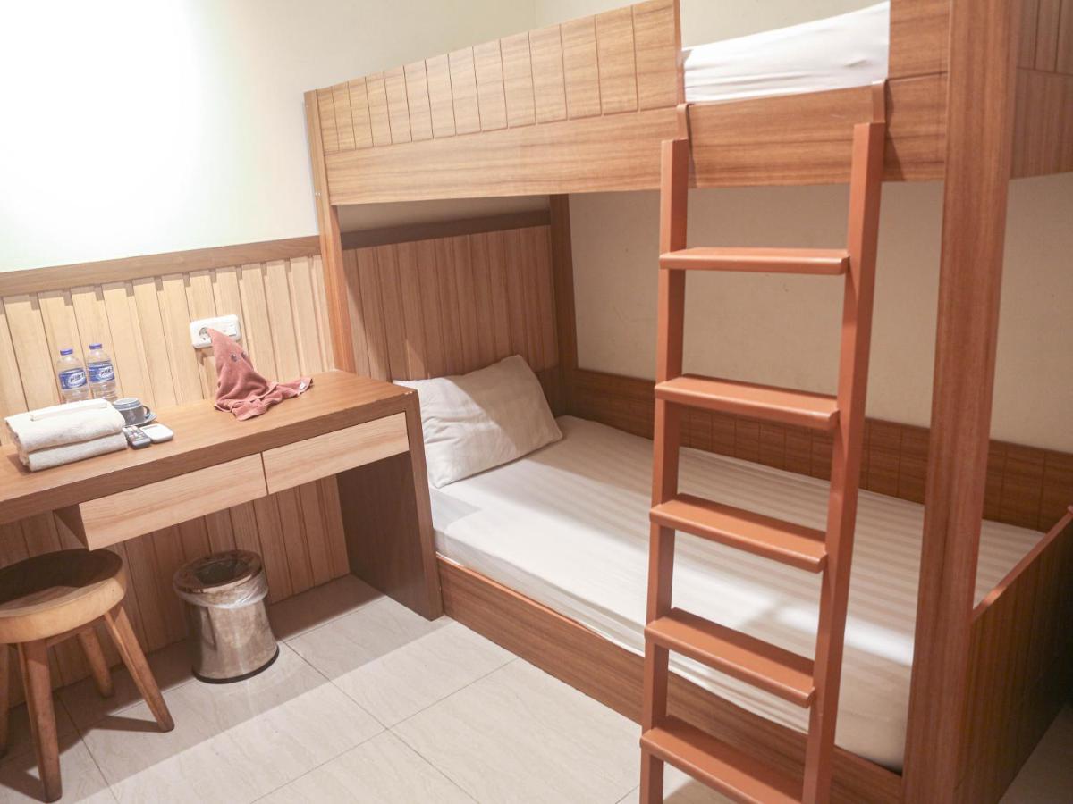Hotel Pantes Kota Lama スマラン エクステリア 写真