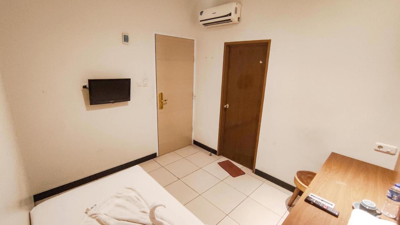 Hotel Pantes Kota Lama スマラン エクステリア 写真